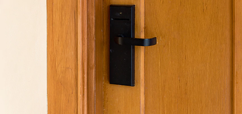 Quick Response Locksmith For Lock Repair in Santa Clarita, California