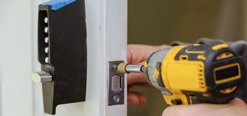 Eviction Locksmith For Key Duplication in Santa Clarita, California