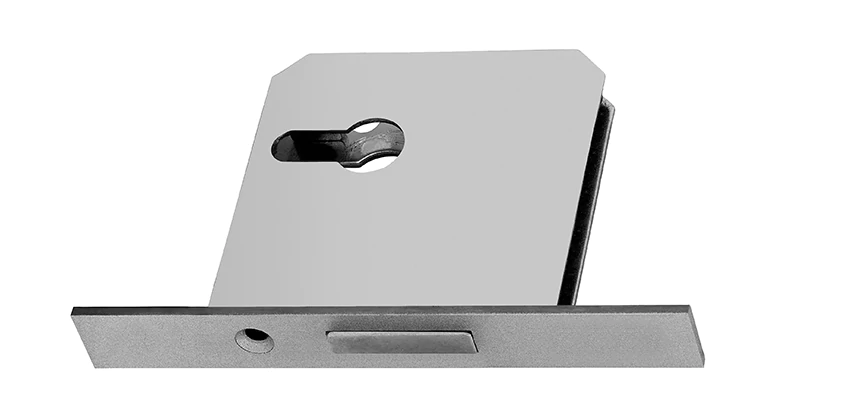 Fix A Deadbolt Door Lock in Santa Clarita, California